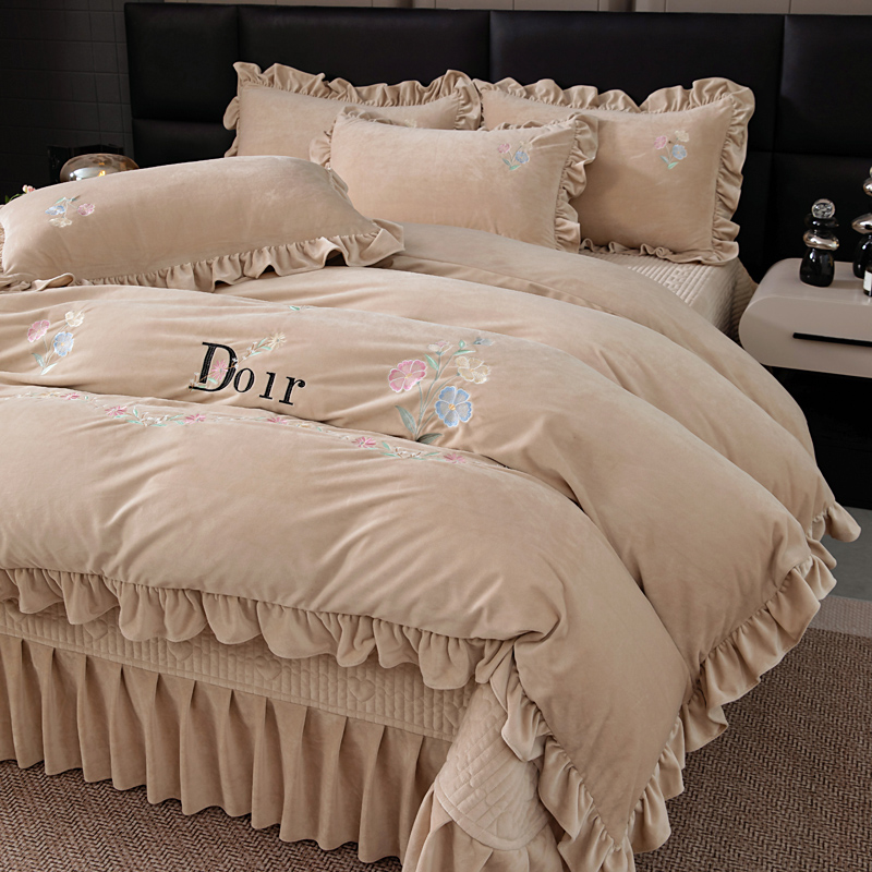 冬天加厚保暖宝宝绒绣花床盖四件套婴儿绒纯色牛奶绒被套床铺床品