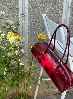 2024小众设计秋冬新款onuk同款单肩腋下包女大容量法棍保龄球包