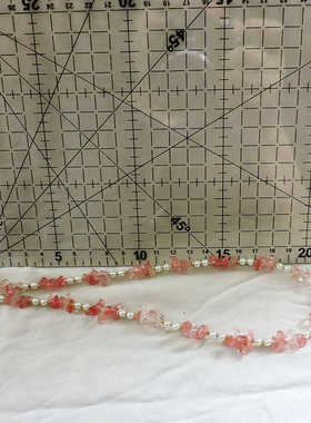 新款小众粉水晶碎石锁骨链淘乐趣