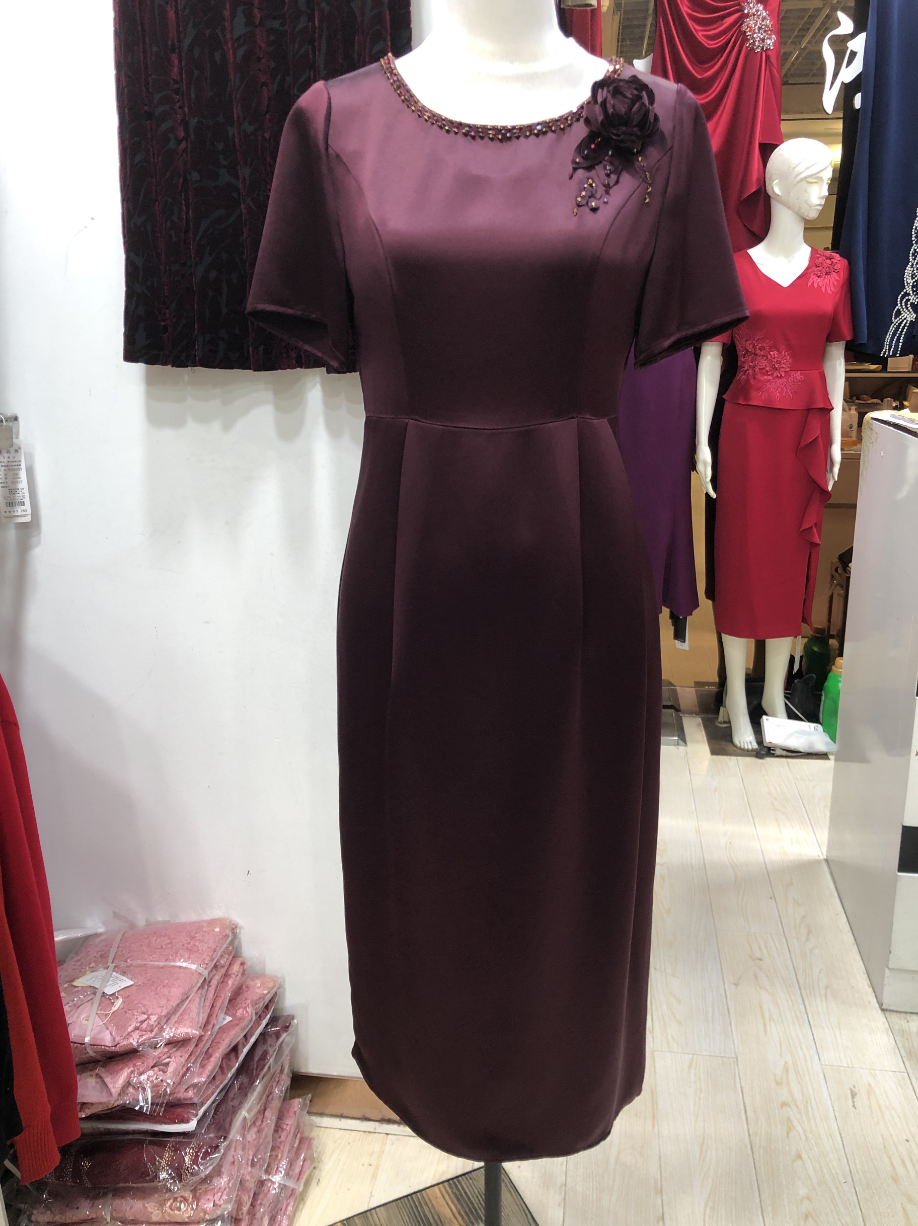 2024新款中老年妈妈装夏款连衣裙大码女装喜婆婆婚宴礼服高贵气质