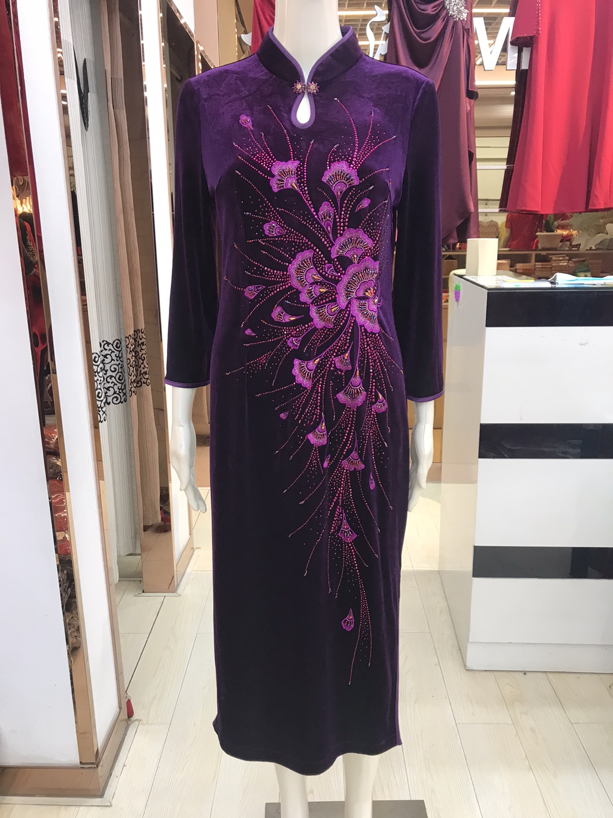 富贵婚宴金丝绒旗袍旗袍婚宴