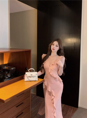 蕾丝拼接吊带连衣裙女夏季荷叶边鱼尾裙黑色收腰裙子纯欲包臀长裙