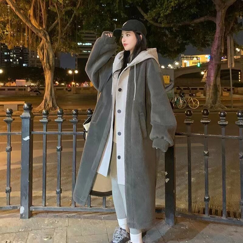 假两件连帽外套女秋冬季新款宽松加厚高级感中长款仿羊羔毛绒大衣