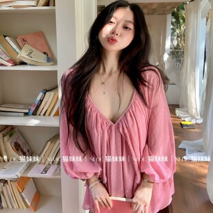 度假风粉色v领长袖连衣裙女夏季法式宽松休闲裙子温柔显瘦a字短裙