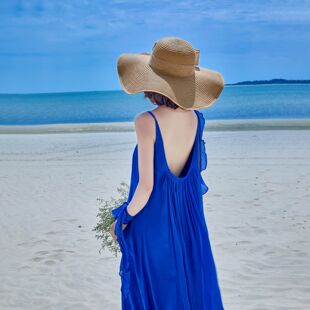 法式蓝色吊带连衣裙子女夏季2026新款高级感气质海边度假仙女长裙