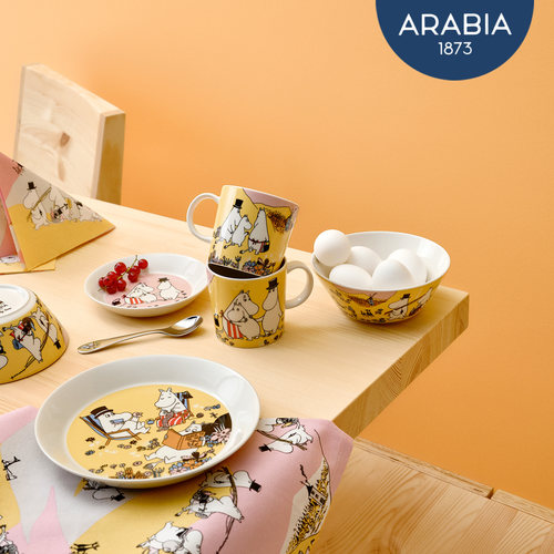 芬兰Arabia姆明系列家庭欢聚时光陶瓷碗盘桦木托盘可爱风家用厨用