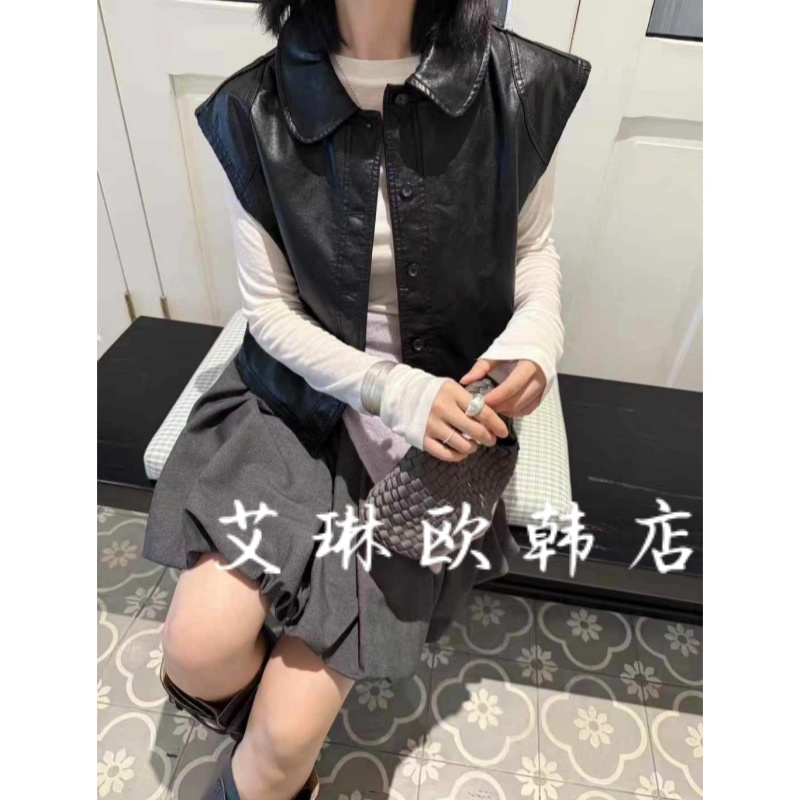 QZX10535秋毛边PU皮衣马甲外套女
