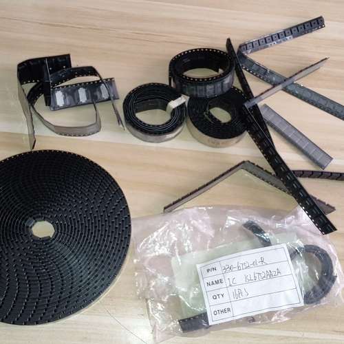 UTC牌UC3843BL有700pcs，还有其它样品如图，打