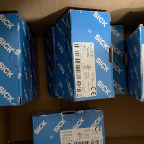 WL9-3P2462、1049061