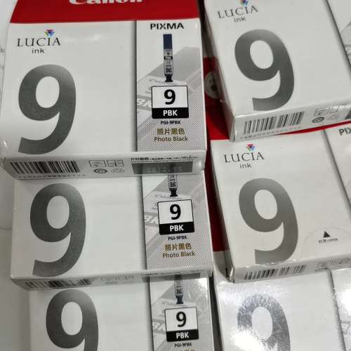 佳能 PGI-9PBK黑色，总共六个，未拆，一个没盒