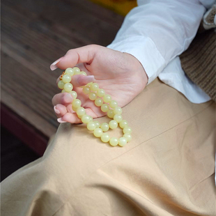 天然和田玉新疆黄口料圆珠款项链 女款高端玉石黄玉妈妈链饰品