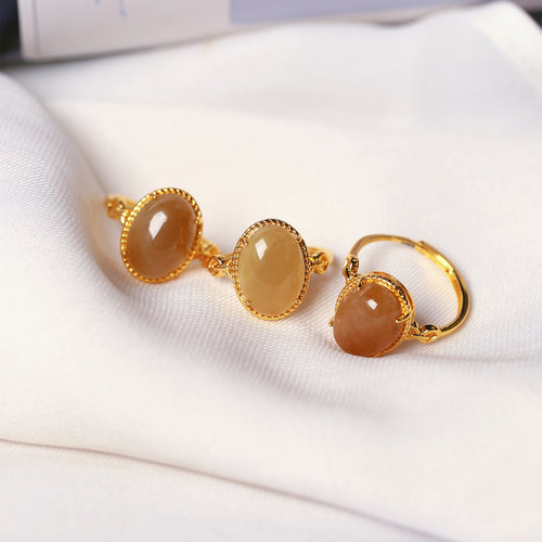 天然和田玉糖料蛋面纯银镶嵌款戒指 女款简约款玉石戒圈指环饰品