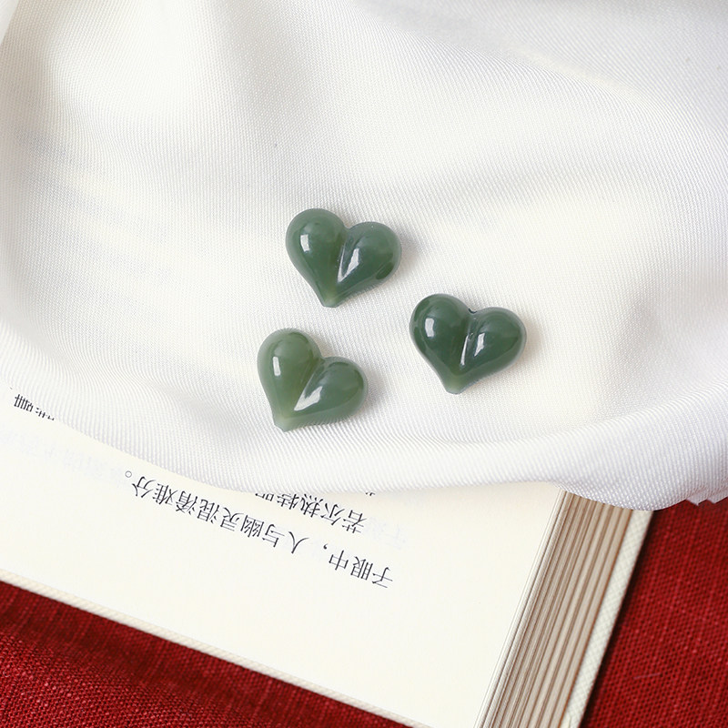 天然和田玉雕刻爱心和田玉屁桃散珠女款手链DIY串珠材料配饰隔珠,珠宝/钻石/翡翠,其他,淘宝优惠券,粉丝福利购,淘宝优惠卷