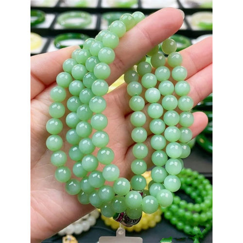 精品 天然新疆黑羊洞薄荷绿圆珠款佛珠项链 女款玉石高端项链饰品