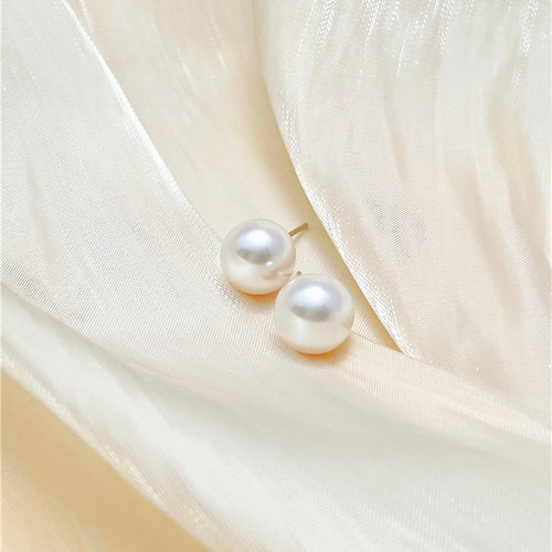 精品天然淡水珍珠纯银镶嵌款耳钉珠光亮圆度好女款珍珠耳饰礼物