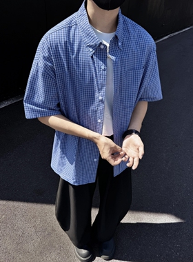 慵懒风蓝色格子衬衫短袖男夏生季韩系穿搭格纹半袖痞帅五分袖衬衣