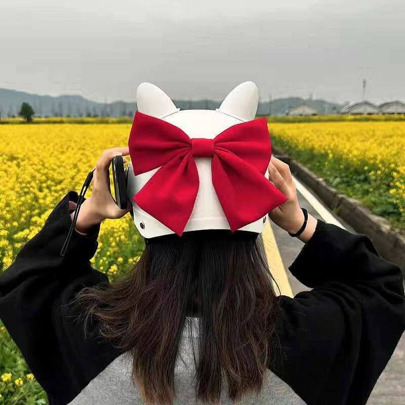 电动车头盔女可爱搞怪20206新款夏季防晒紫外线通勤百搭安全帽