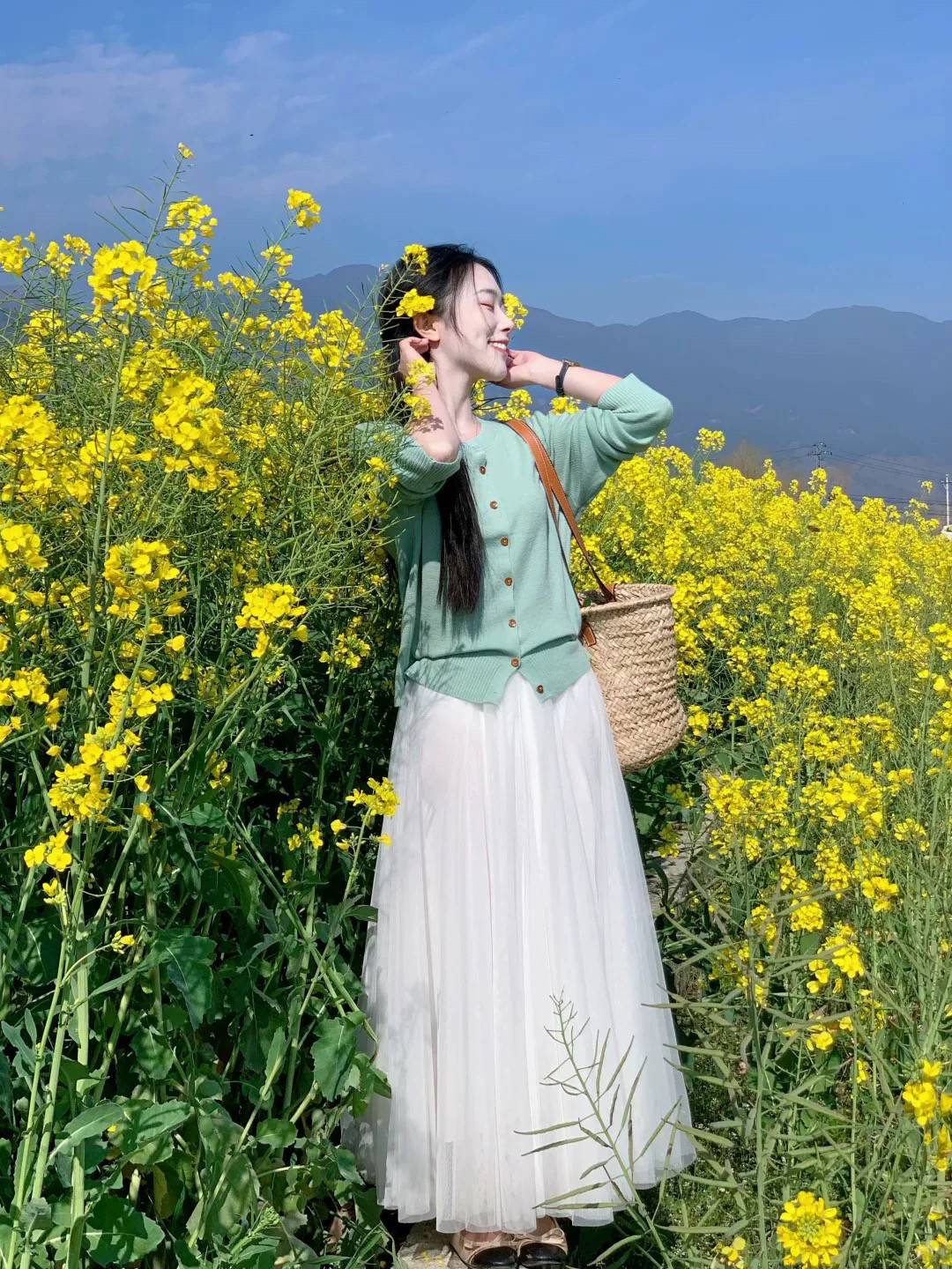 网纱裙半身裙女高腰显瘦A字百褶蓬蓬裙秋冬纱裙中长款学生仙女裙