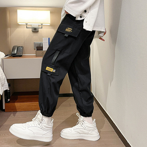 港风/男个性拼料宽松多袋裤工装裤K72P35图片