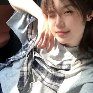 宽松松弛减龄格纹复古大蝴蝶结拼接上衣女韩版高级感慵懒短袖T恤