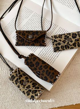 复古皮革豹纹包包吊坠项链美拉德