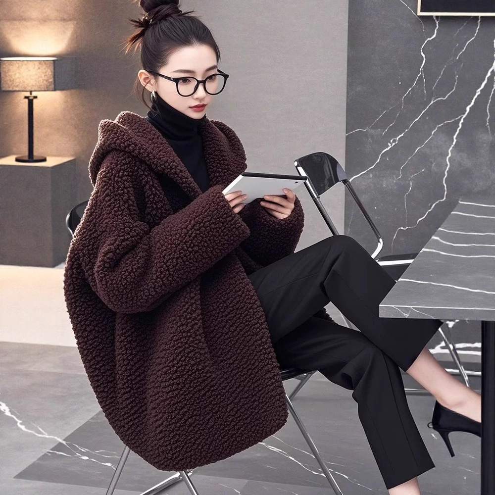 今年流行特惠冬季高级感超好看上衣韩系温柔小香风棕色仿羊羔毛