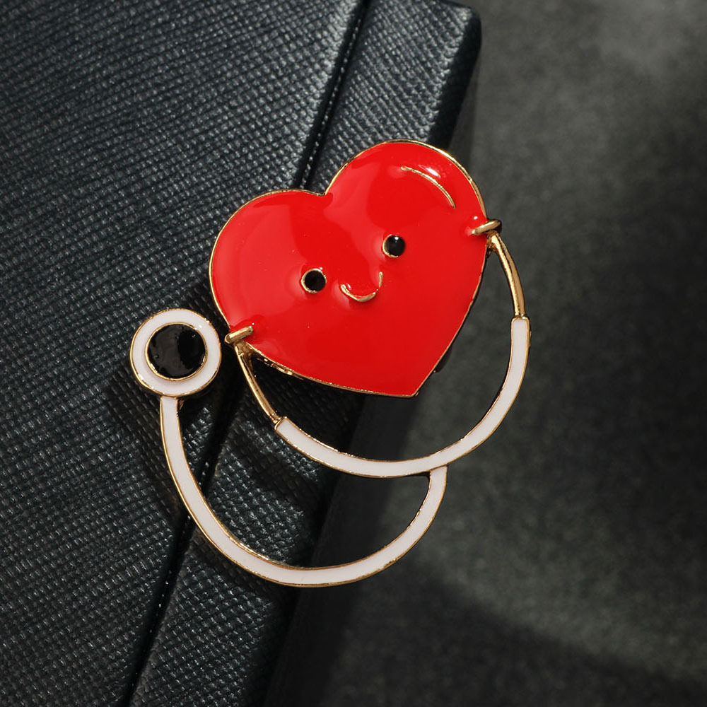 XKDDCT欧美心形听诊器胸针可爱医护徽章服装包包配饰别针男女xpu