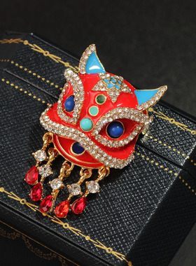 XKDDCT新款中国风珐琅醒狮胸针高级感画油动物胸花配饰新中式别针