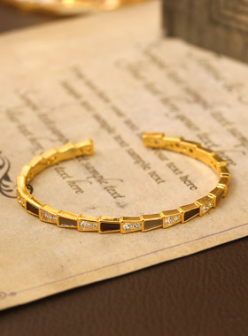 XKDDCT新款气质美拉德风滴油手镯