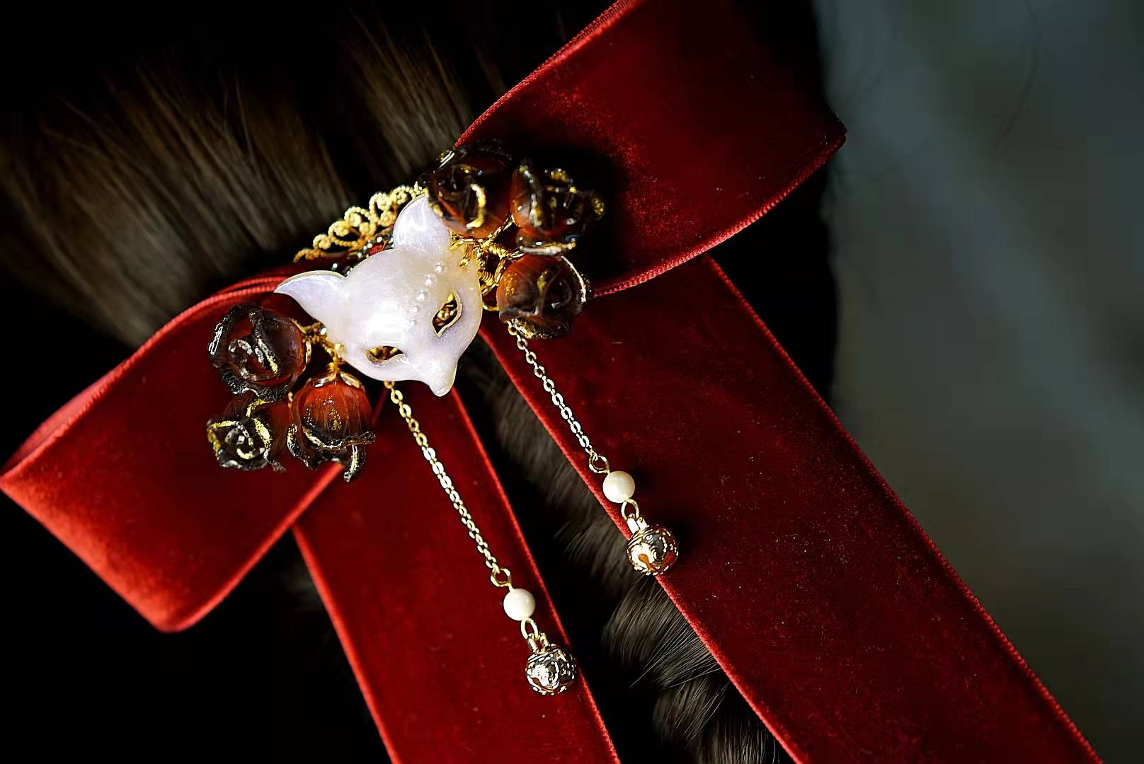 热缩狐狸面具玫瑰红色绒带发夹
