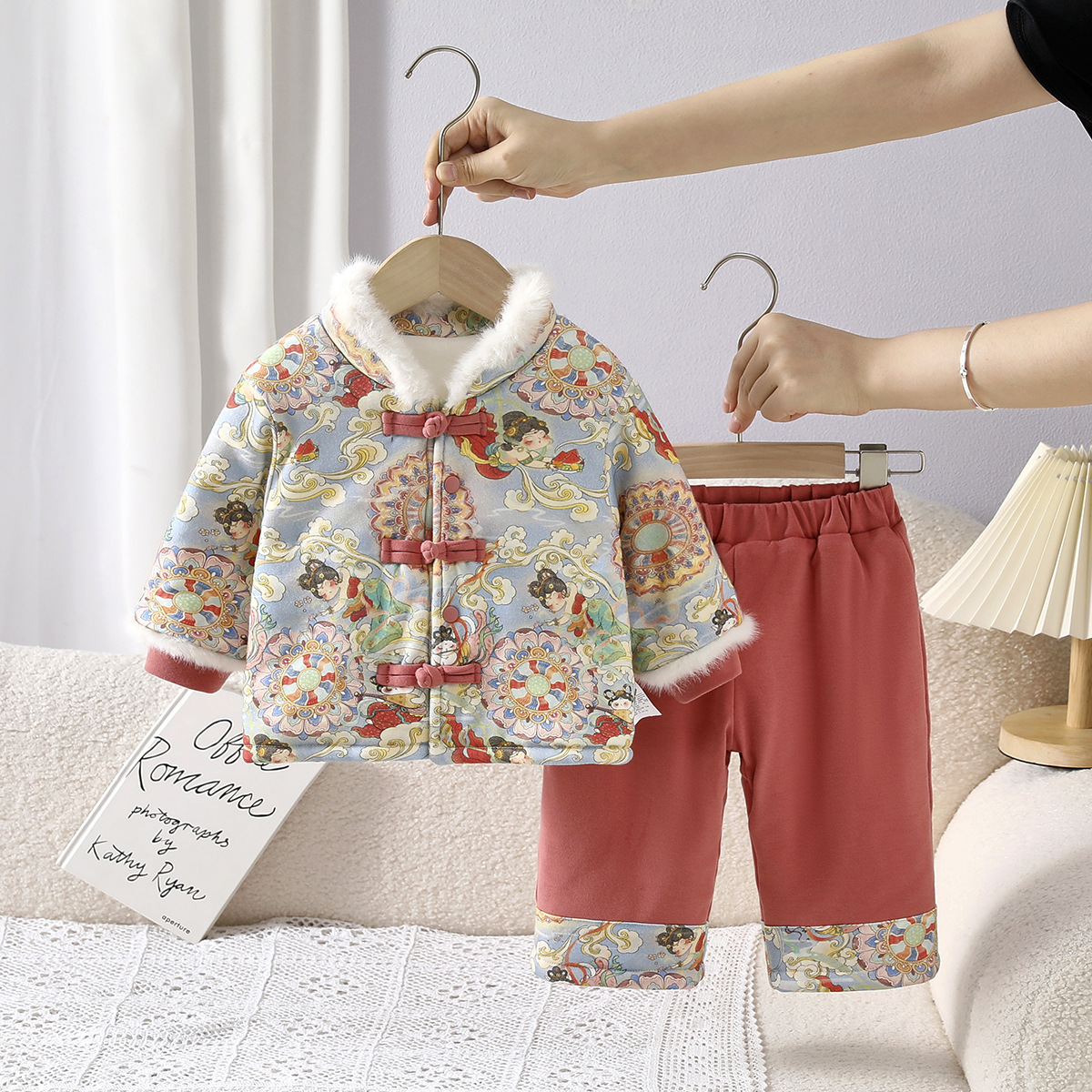 女童汉服套装冬宝宝周岁礼服唐装