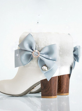 日系2024秋冬甜美中跟女靴百搭加绒舞乐三丽鸥安弥木跟毛毛短靴女