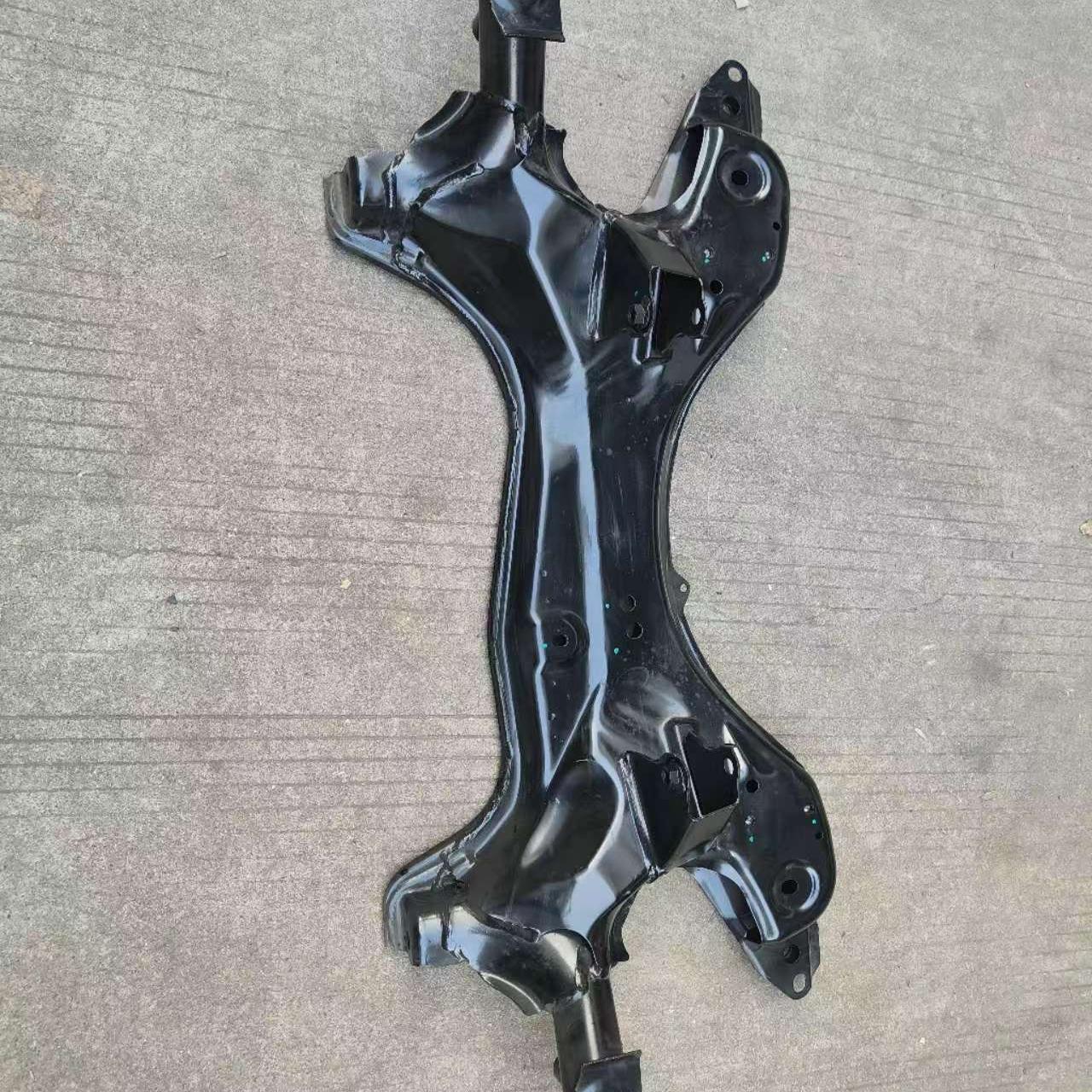 元宝梁奇瑞瑞虎3瑞虎3前元宝梁