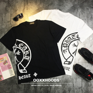 T恤情侣新款 街头潮流十字架哥特字印花黑白宽松os男友bf短袖 个性