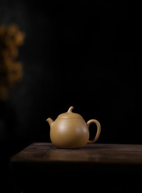 宜兴紫砂壶150ml原矿段泥茄瓜