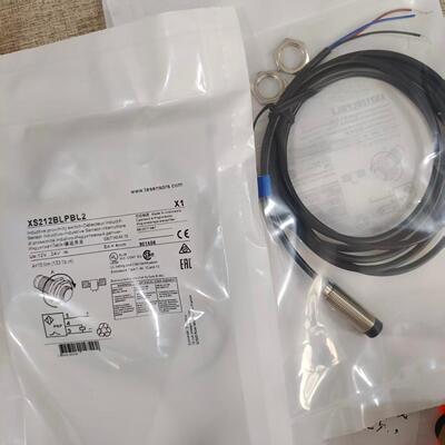 传感器XS212BLPBL2 XS212BLNBL2 XS212BLNAL2品质保证 质量保证
