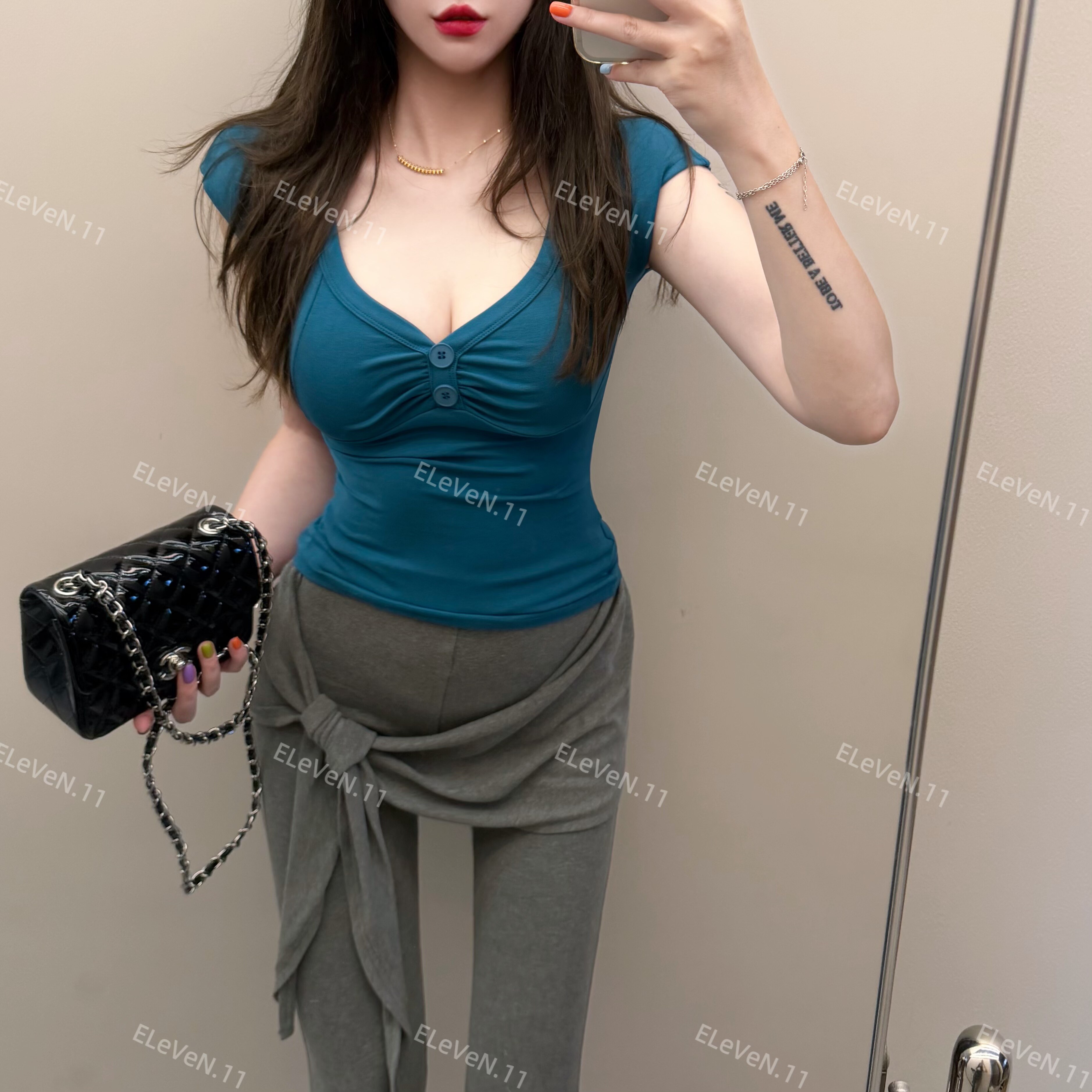 高智感~性感的神 纯欲辣妹风显胸修身短袖T恤女夏好穿舒适上衣潮