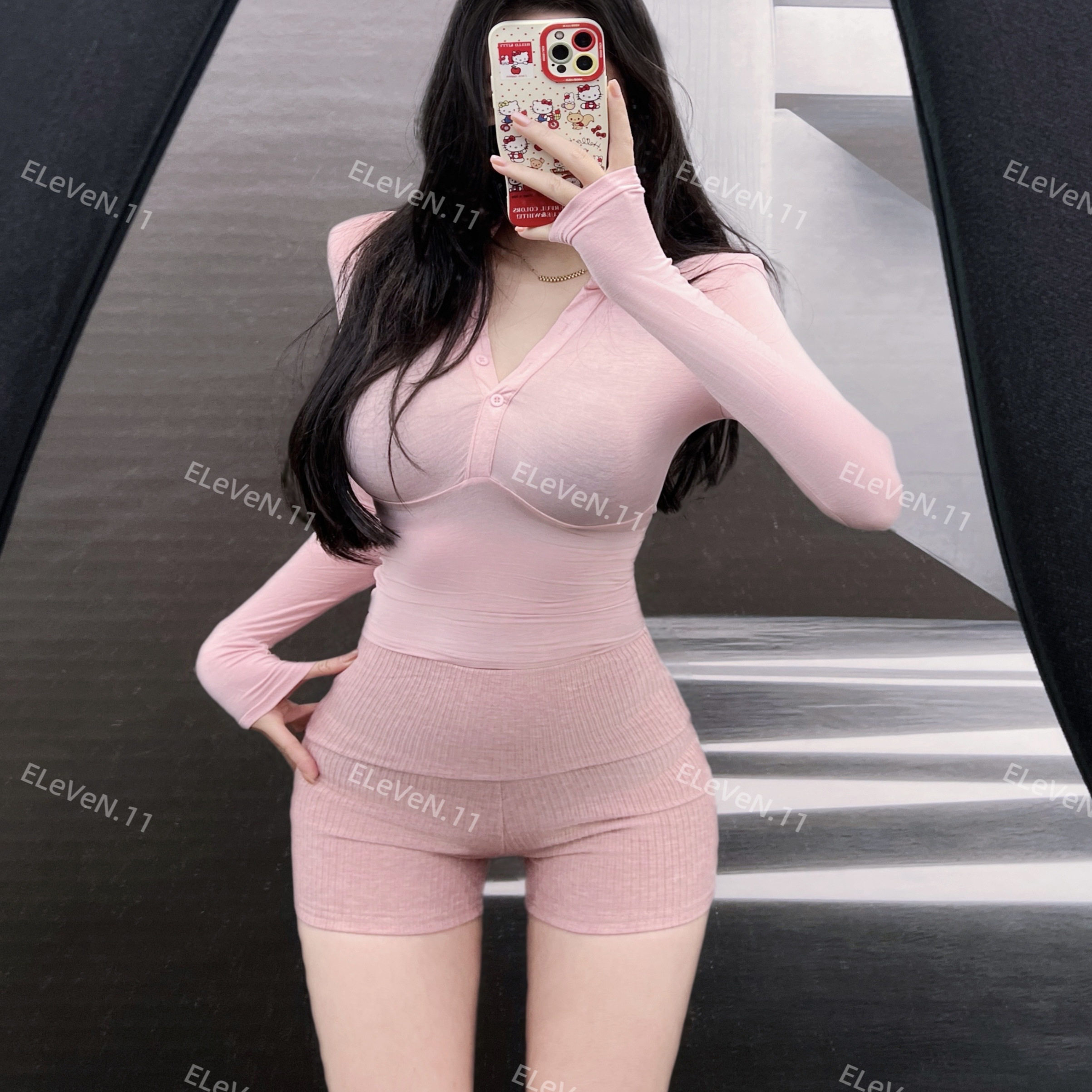 韩版纯欲风性感显瘦V领长袖T恤女