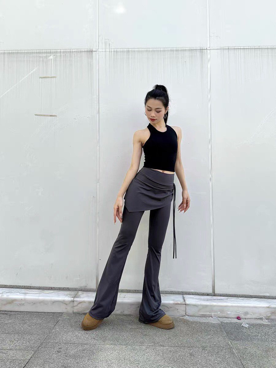 2025女夏季舞服教课遮胯假两件显瘦百搭力修身舞蹈拉丁瑜伽喇叭裤