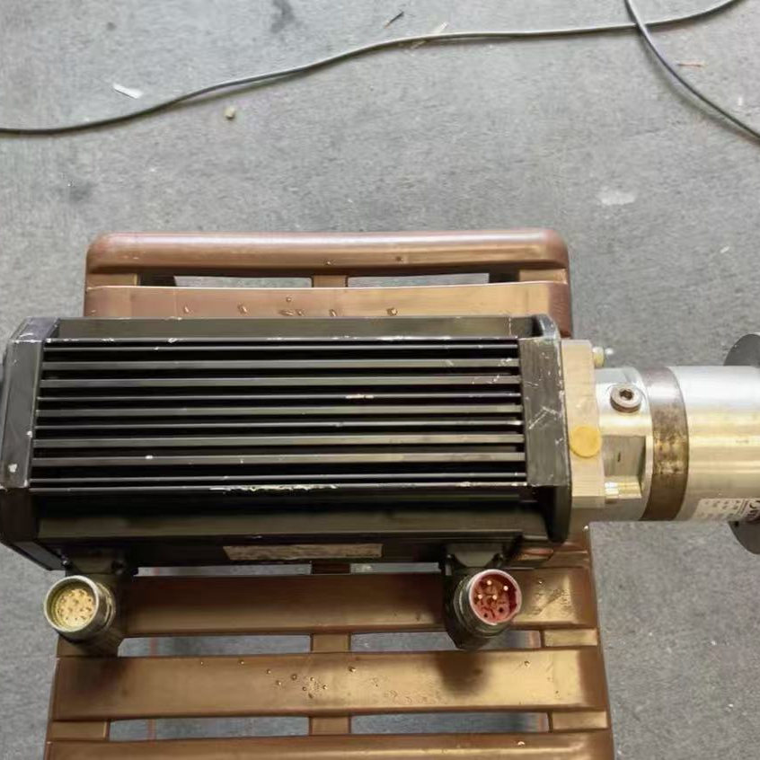 伦茨伺服电机MCA 10I40-RS0B