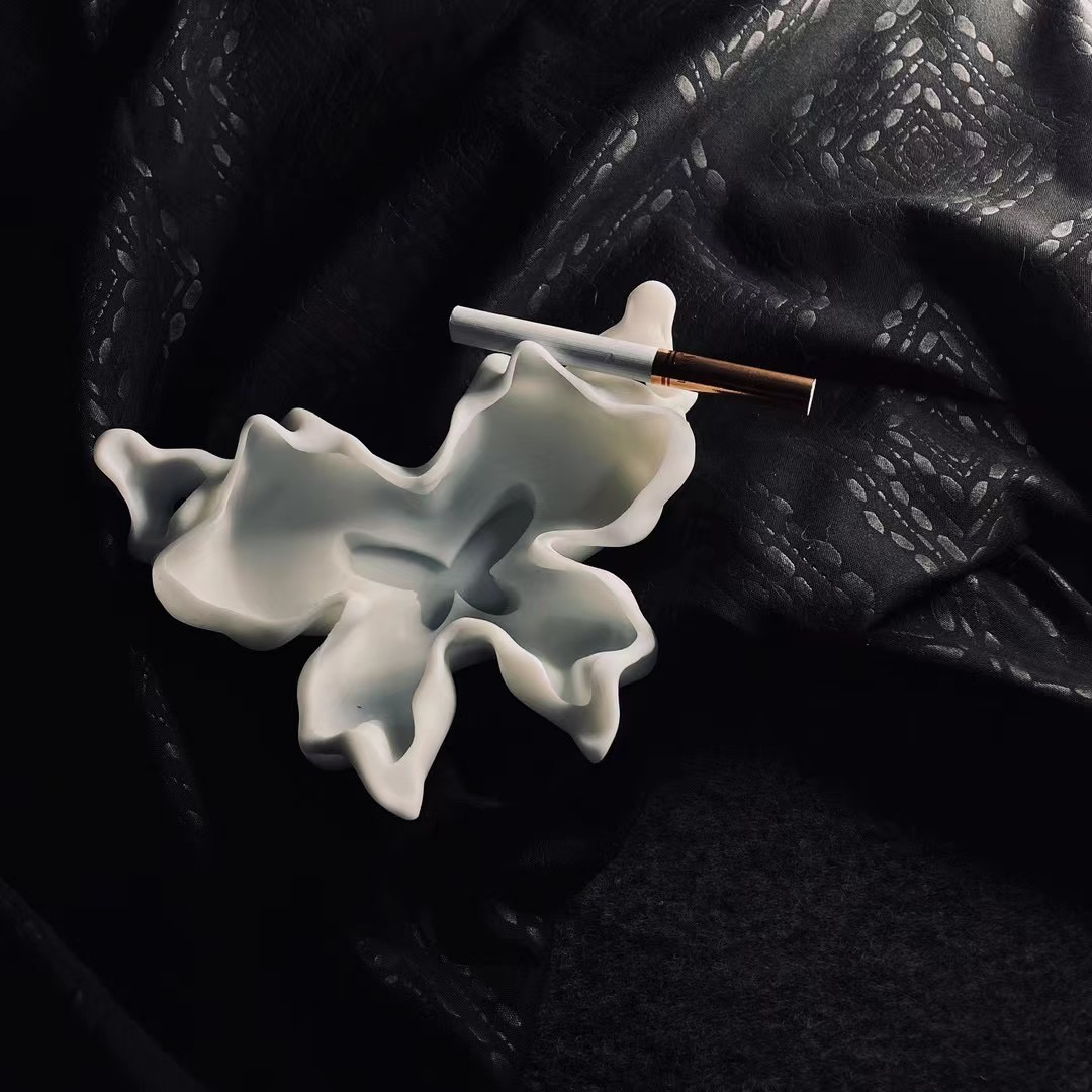 OPEN SYSTEM ｜蝴蝶仙子的烟灰缸，原创暗黑哥特小众异形未来感