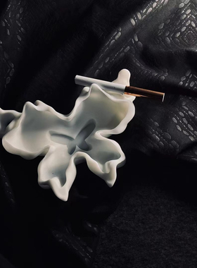 OPEN SYSTEM ｜蝴蝶仙子的烟灰缸，原创暗黑哥特小众异形未来感