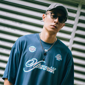 团队字母8号印花短袖 XPX 周柏豪