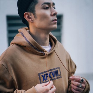 XPXVIII. XPX BORDER DECO 胸口刺绣印花套头卫衣 周柏豪