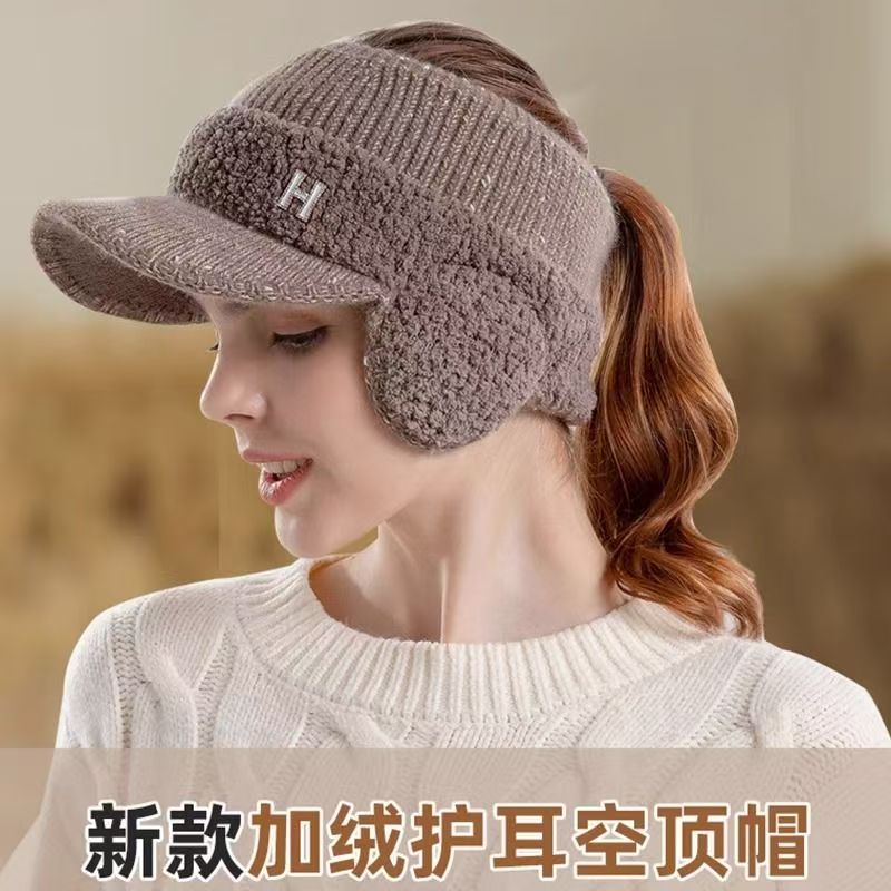 秋冬新款针织空顶帽女士韩版休闲鸭舌棒球帽加绒保暖护耳毛线帽子