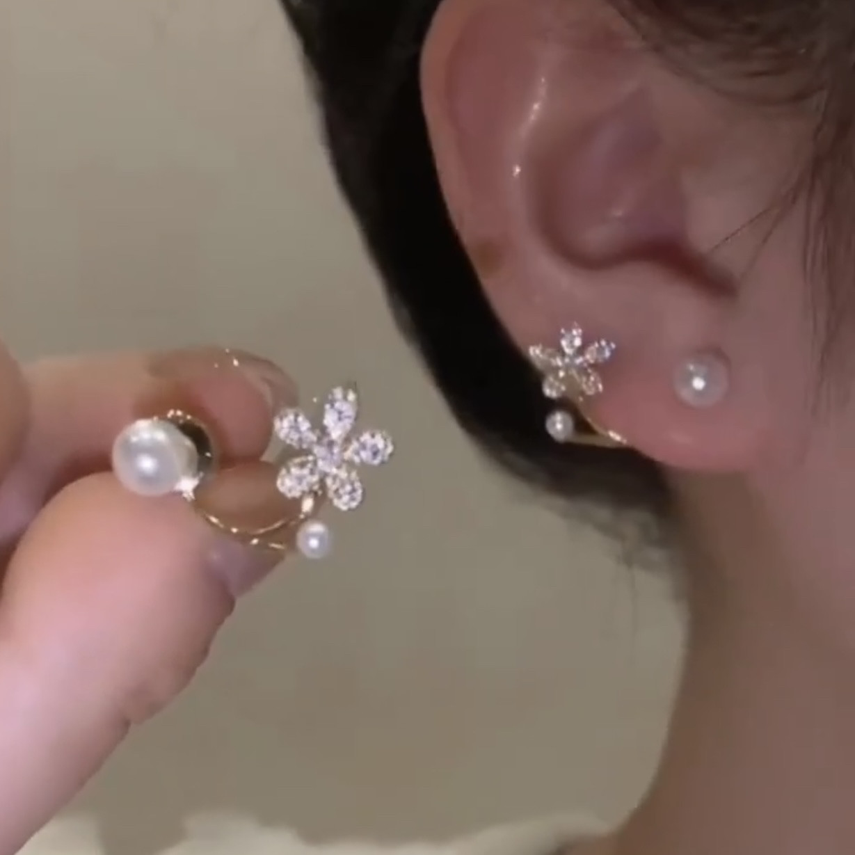 清仓折扣猫眼石花朵珍珠耳环