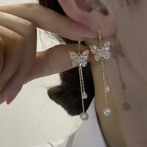 高级感银针蝴蝶猫眼石镶钻耳环
