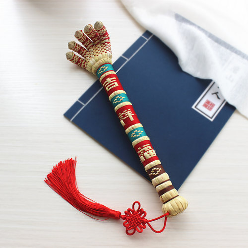 手工编制痒痒挠传统工艺