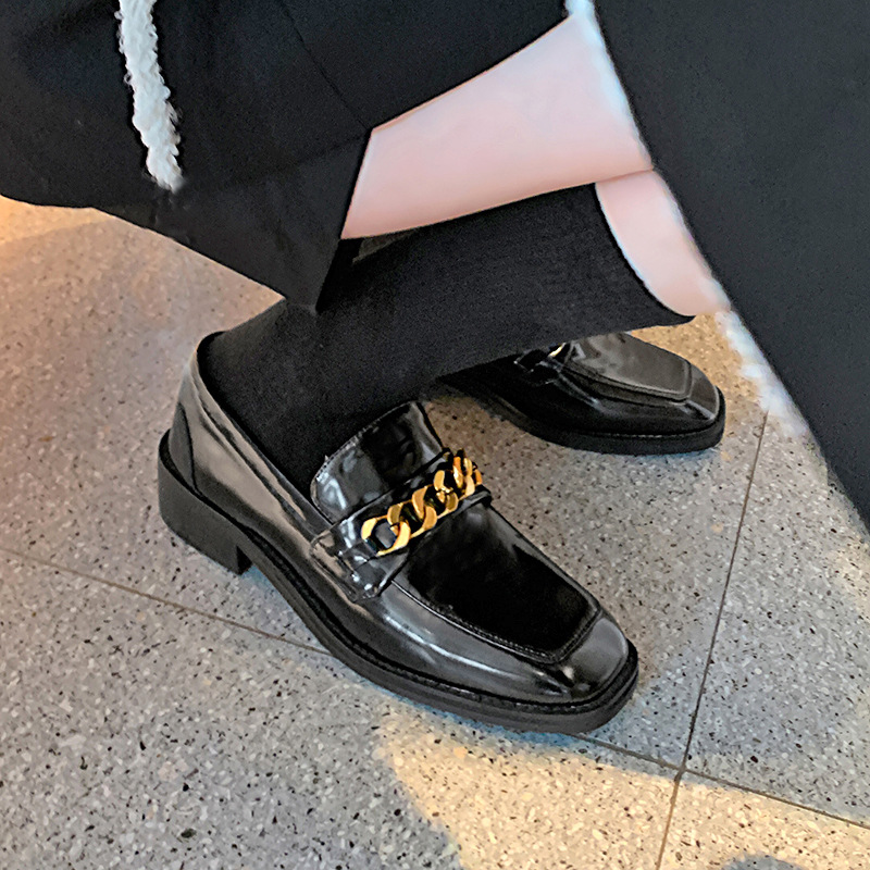 百搭低跟单鞋女2025年新款漆皮乐福鞋英伦风小皮鞋日系女jk制服鞋