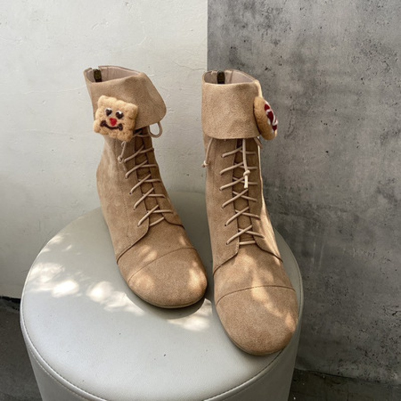 真皮磨砂系带可爱帅气短靴女秋冬新款内增高坡跟马丁靴单靴